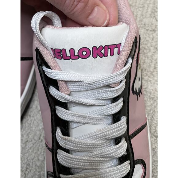 Hello Kitty Pink Leather Sneakers Womens US 8 Patent Leather Sanrio Auth Court - Picture 8 of 12